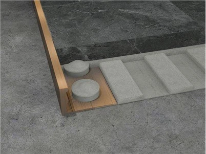 L Şekilli Pirinç Karo Döşeme