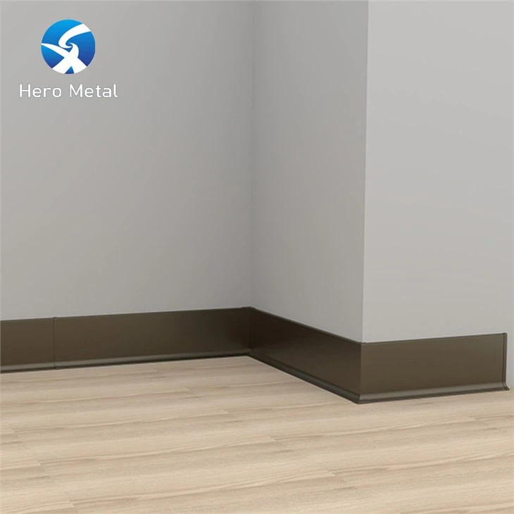 baseboard molding